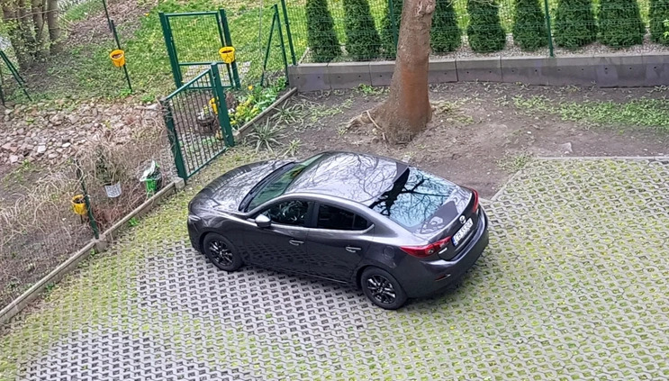 Mazda 3 cena 65900 przebieg: 29750, rok produkcji 2017 z Bydgoszcz małe 172